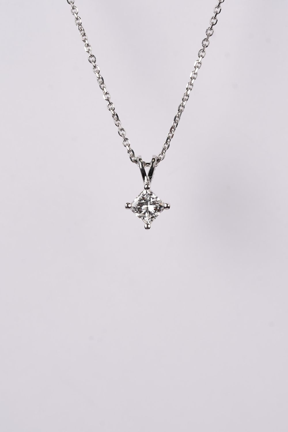 BTTX- 14KW 2.22g .45ct F/SI1 Princess Cut Diamond Solitaire Necklace 16-18&quot;