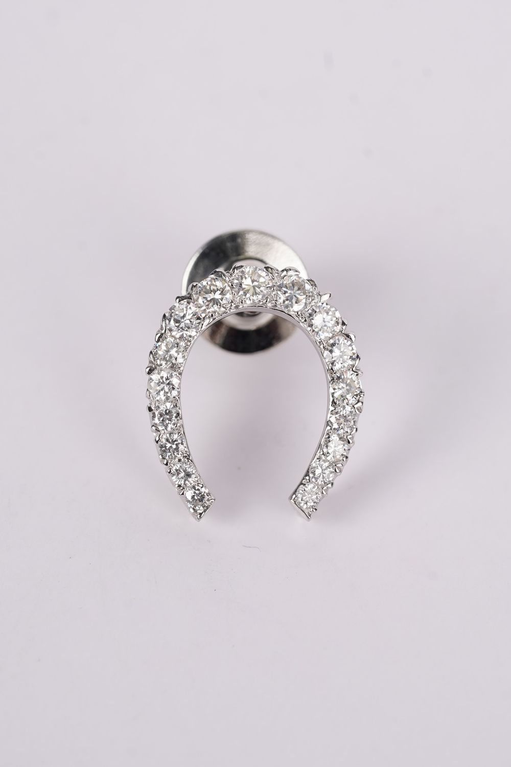 NETX- 14KW 4.41g 1.20ctw Diamond Art Deco Horseshoe Pin