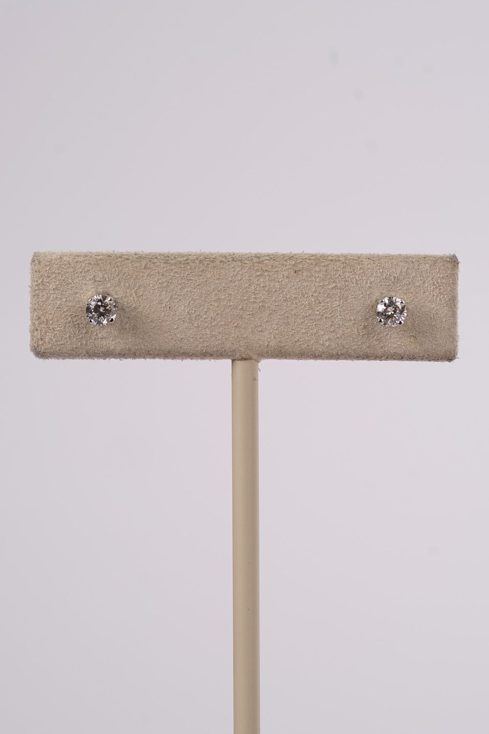 VTR- 14KW .33ctw I-J/I1-I2 Round Diamond Stud Earrings