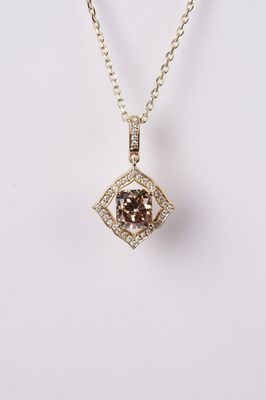 NNTT- 14KY 5.90g 2.39ctw (2.04ctr) FB/VS2 Diamond Halo Necklace 16-18&quot;