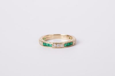 LVAX- 18KY 3.00g .82ctw Emerald &amp; Diamond Vintage Inspired Ring (size 6.75)