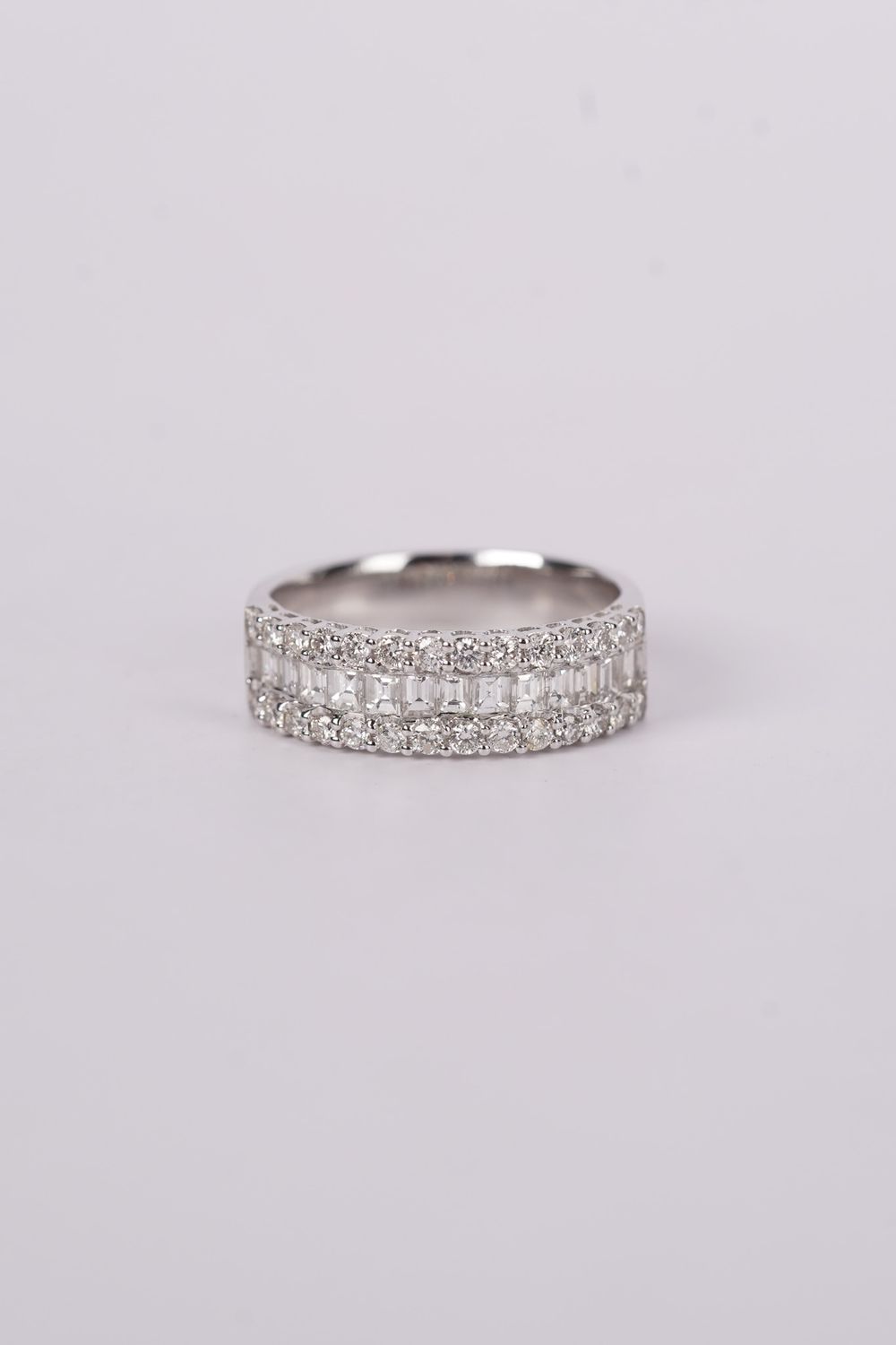 VDII- 14KW 4.60g 1.89ctw Diamond Baguette &amp; Round Fashion Ring (size 7)