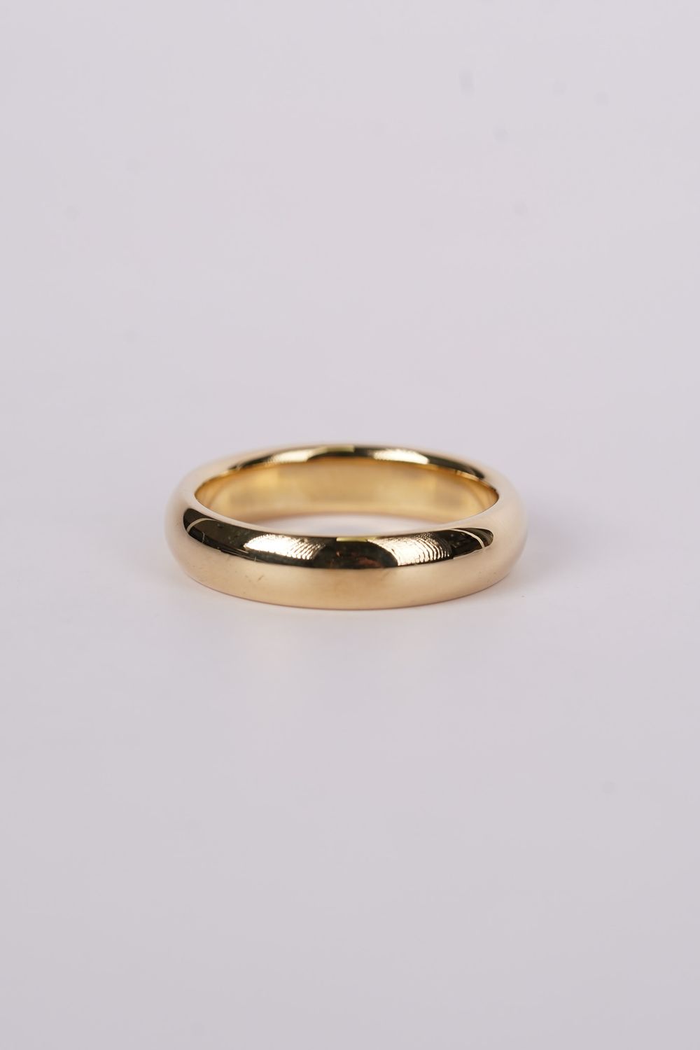 DETX- 18KY 9.21g 5mm Men&#39;s Gold Band (size 9)