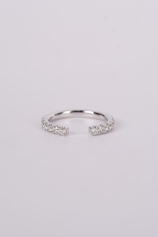 VTAA- 14KW 2.37g .50ctw Open Diamond Stackable Band (size 6)