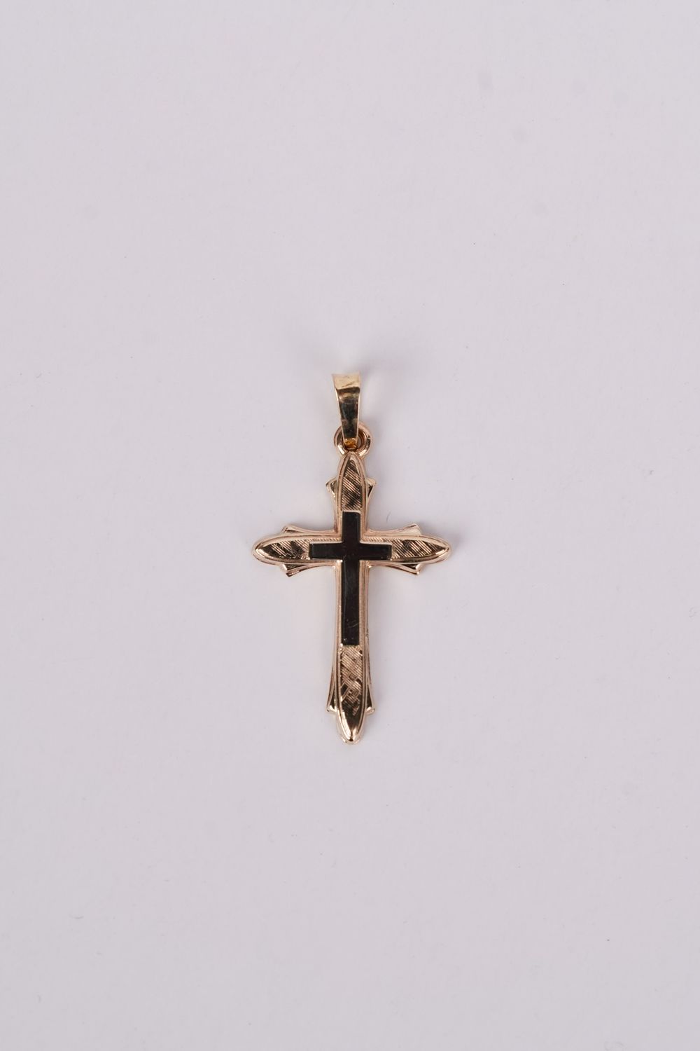 NTX- 14KYW .78g Gold Cross (Pendant Only)
