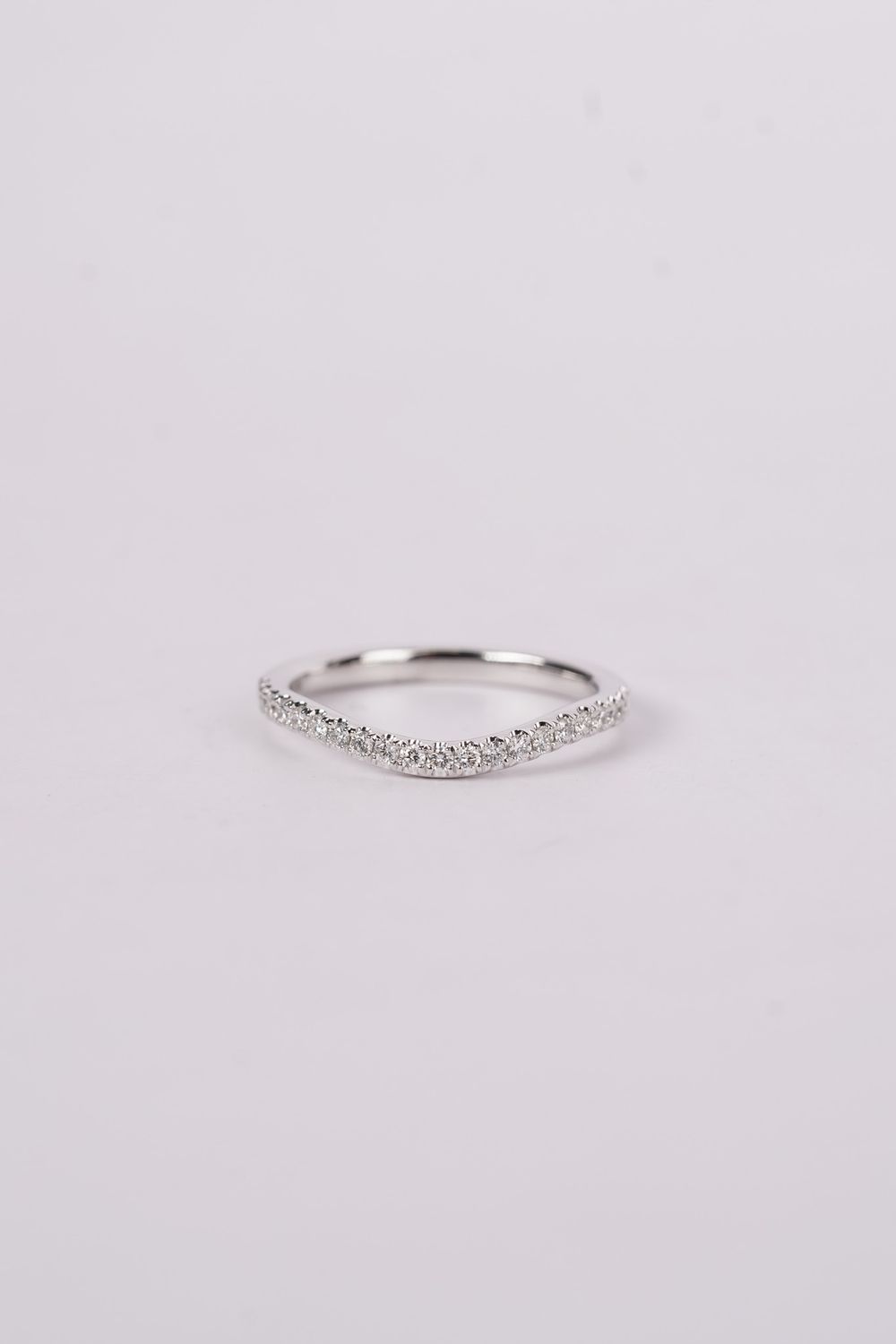 EILX- 14KW 2.16g .25ctw Diamond Contour Band (size 6.5)