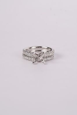 VBNI- 14KW 6.55g 1.03ctw Diamond Wedding Set (size 6.5)