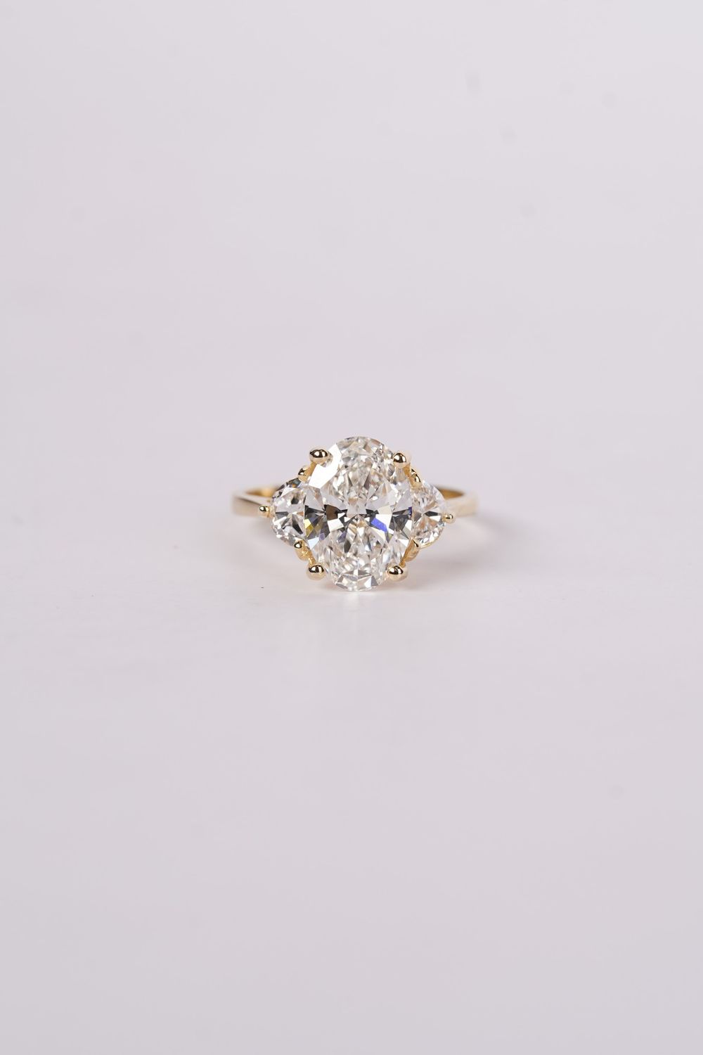 VVTT- 14KY 2.67g 3.83ctw (3.03ctr) E/VS1 Lab Grown Oval Diamond Engagement Ring (size 7)
