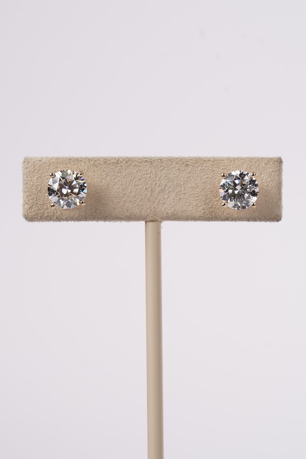 ELTX- 14KY 3.04ctw E-F/VS Round Lab Grown Diamond Stud Earrings