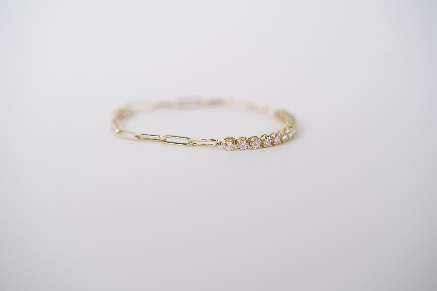 VTLD- 14KY 4.70g 1.25ctw Diamond Fashion Paperclip Bracelet 7&quot;