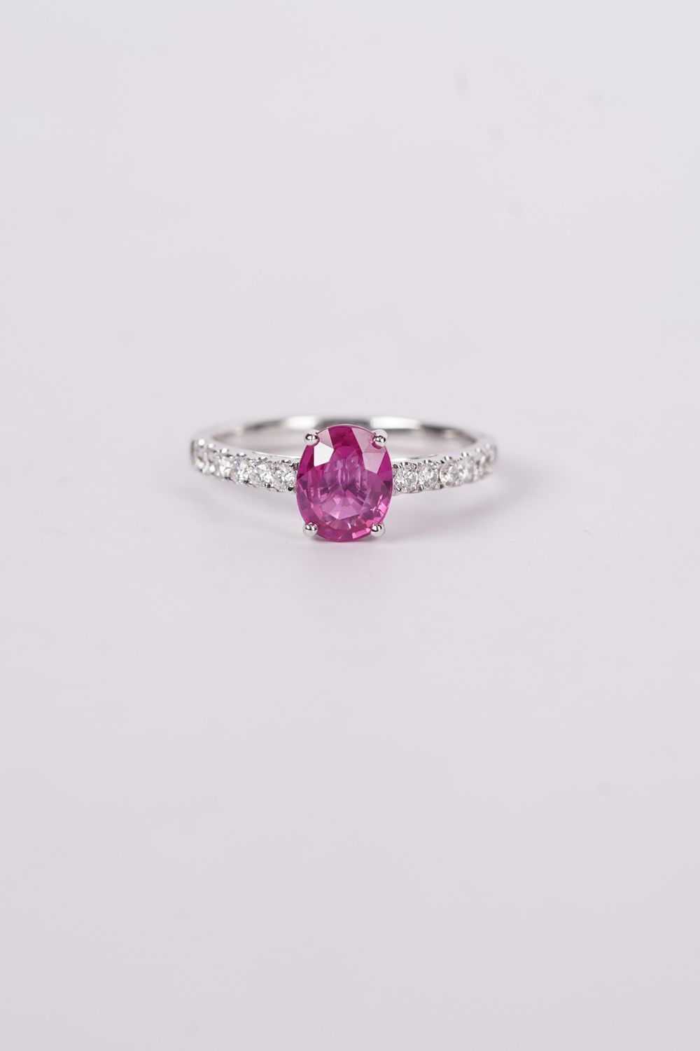 VRTT- 18KW 2.83g 1.79ctw (1.53ctr) Ruby &amp; Diamond Fashion Ring (size 6.5)