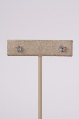 VDR- 14KW .89g .13ctw Diamond Clover Earrings