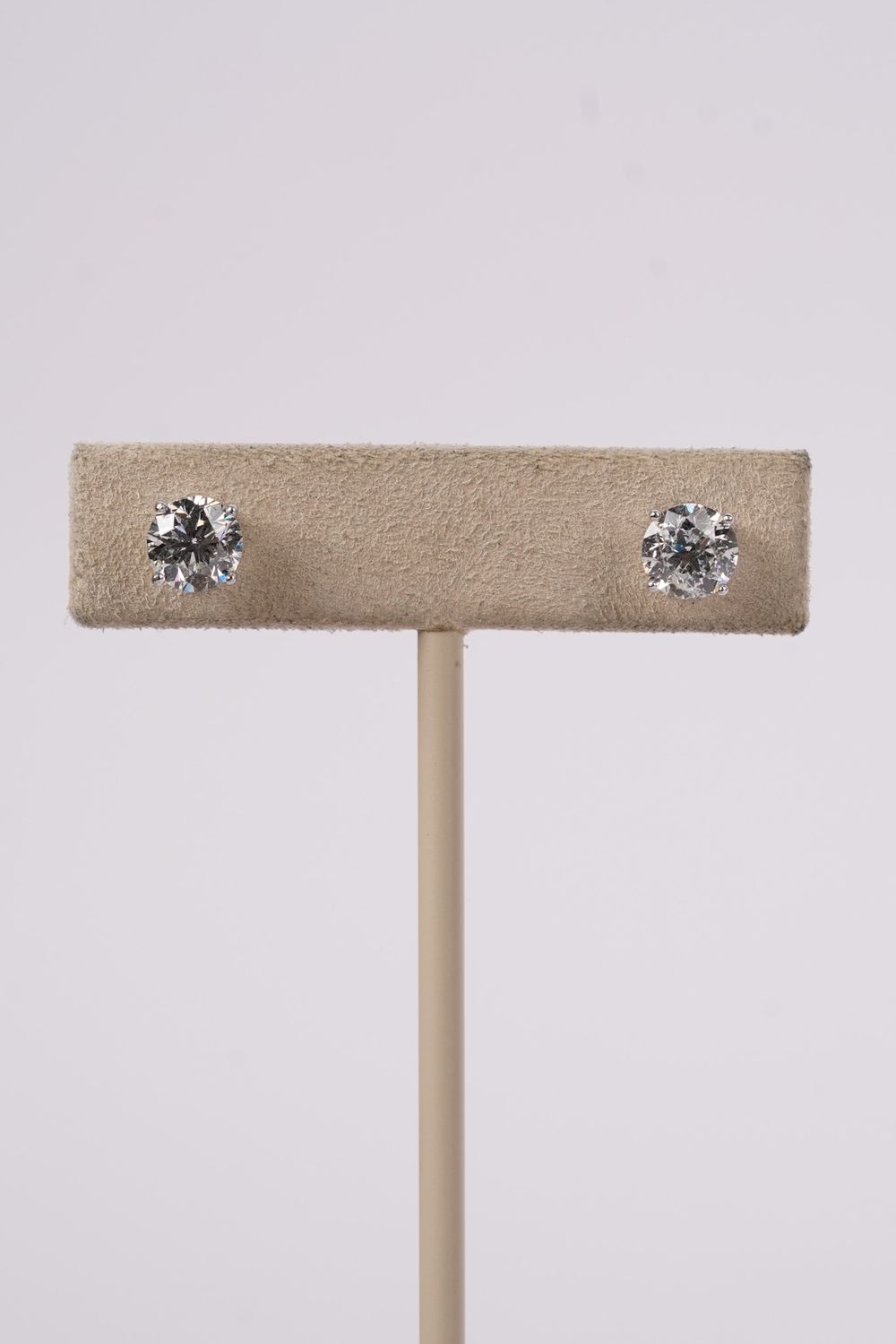 DETT- 14KW 2.00ctw G-H/I1 Round Diamond Stud Earrings