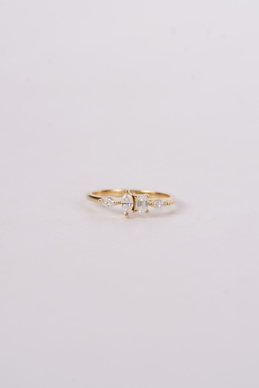BVRX- 14KY 1.88g .60ctw Diamond Fashion Ring (size 6.75)