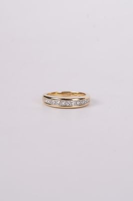ETTX- 14KY 4.30g 1.00ctw Diamond Channel Set Stackable Band (size 5.5)
