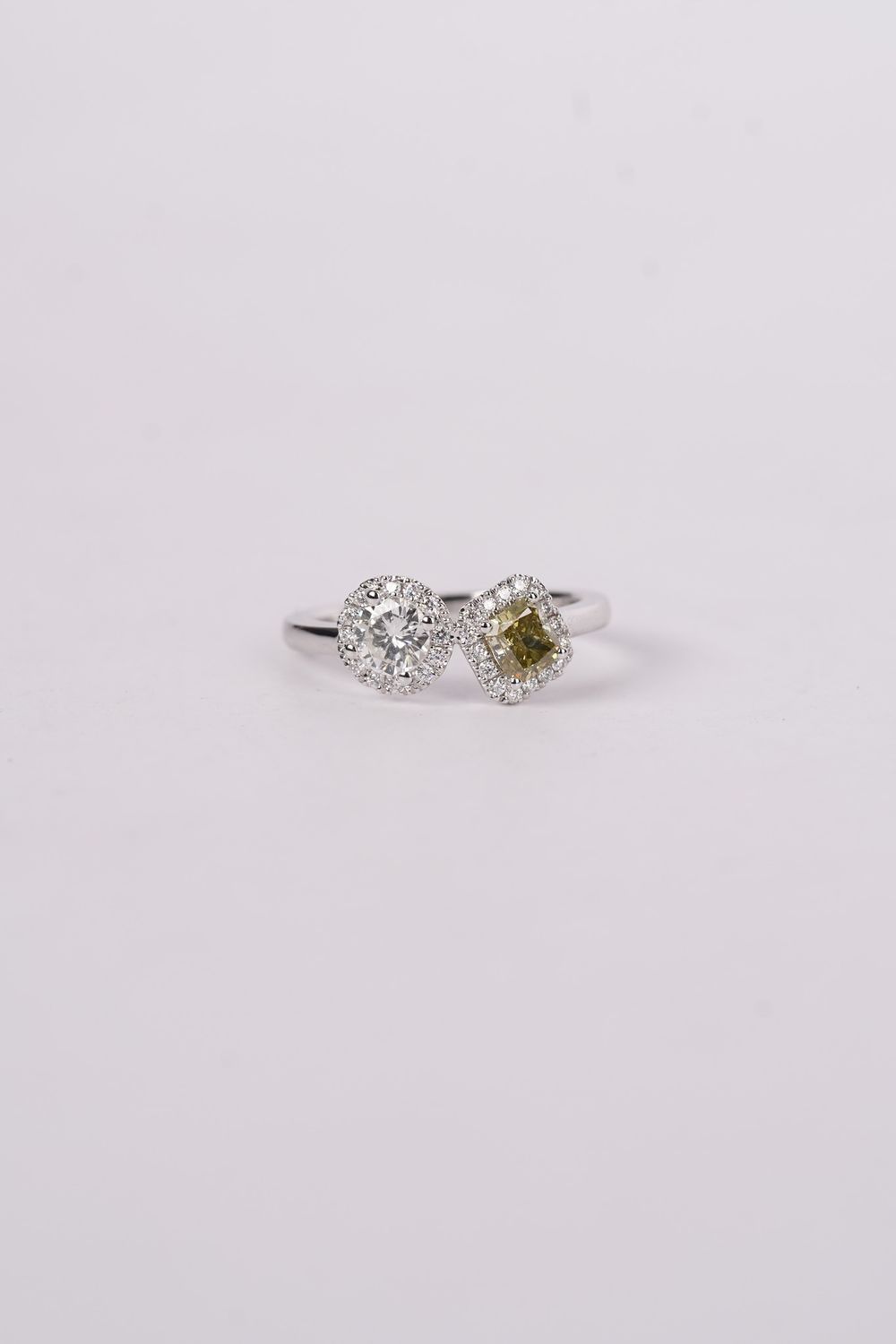 BETX- 14KW 2.96g 1.10ctw Diamond Two Stone Halo Fashion Ring (size 6.5)