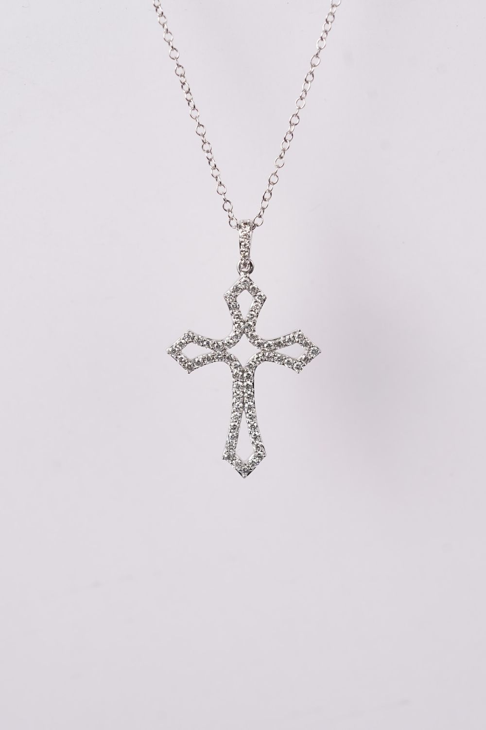 ELIX- 10KW 2.87g .50ctw Diamond Cross Necklace 18&quot;