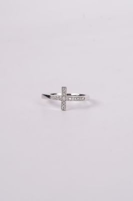 ANT- 14KW 2.20g .14ctw Diamond Cross Fashion Ring (size 7)