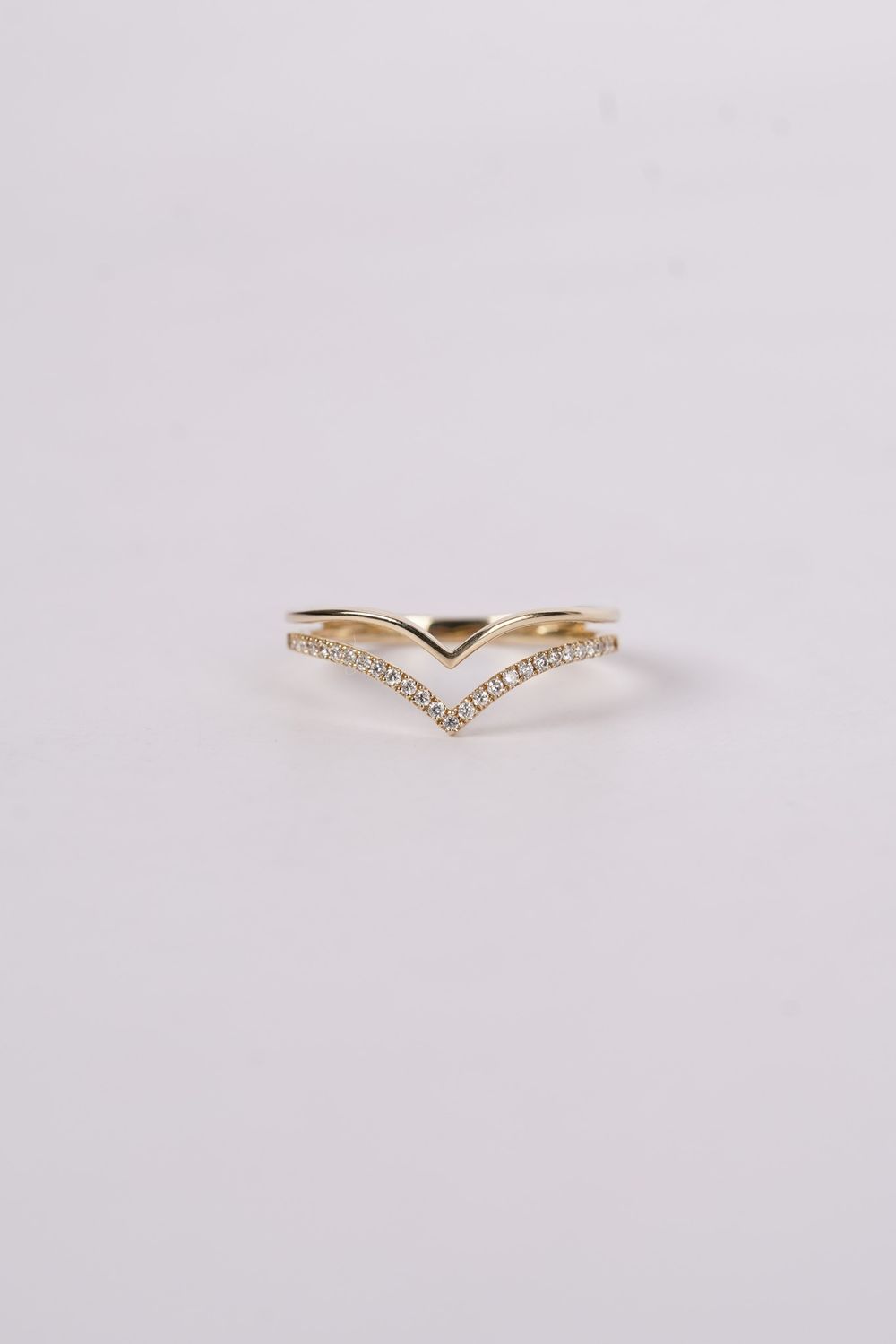 ANI- 14KY 2.10g .18ctw Diamond Dual Curved V-Band (size 7)