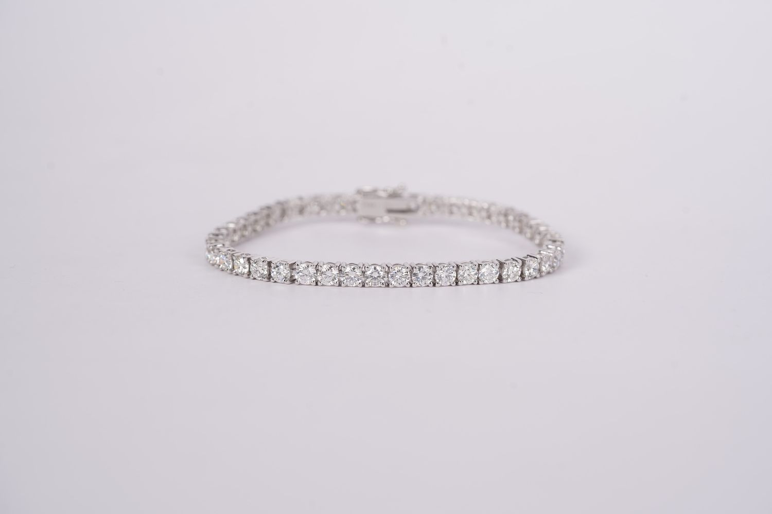 EBEE- 14KW 14.28g 9.00ctw G-H/SI1-SI2 Diamond Tennis Bracelet 7.25&quot;