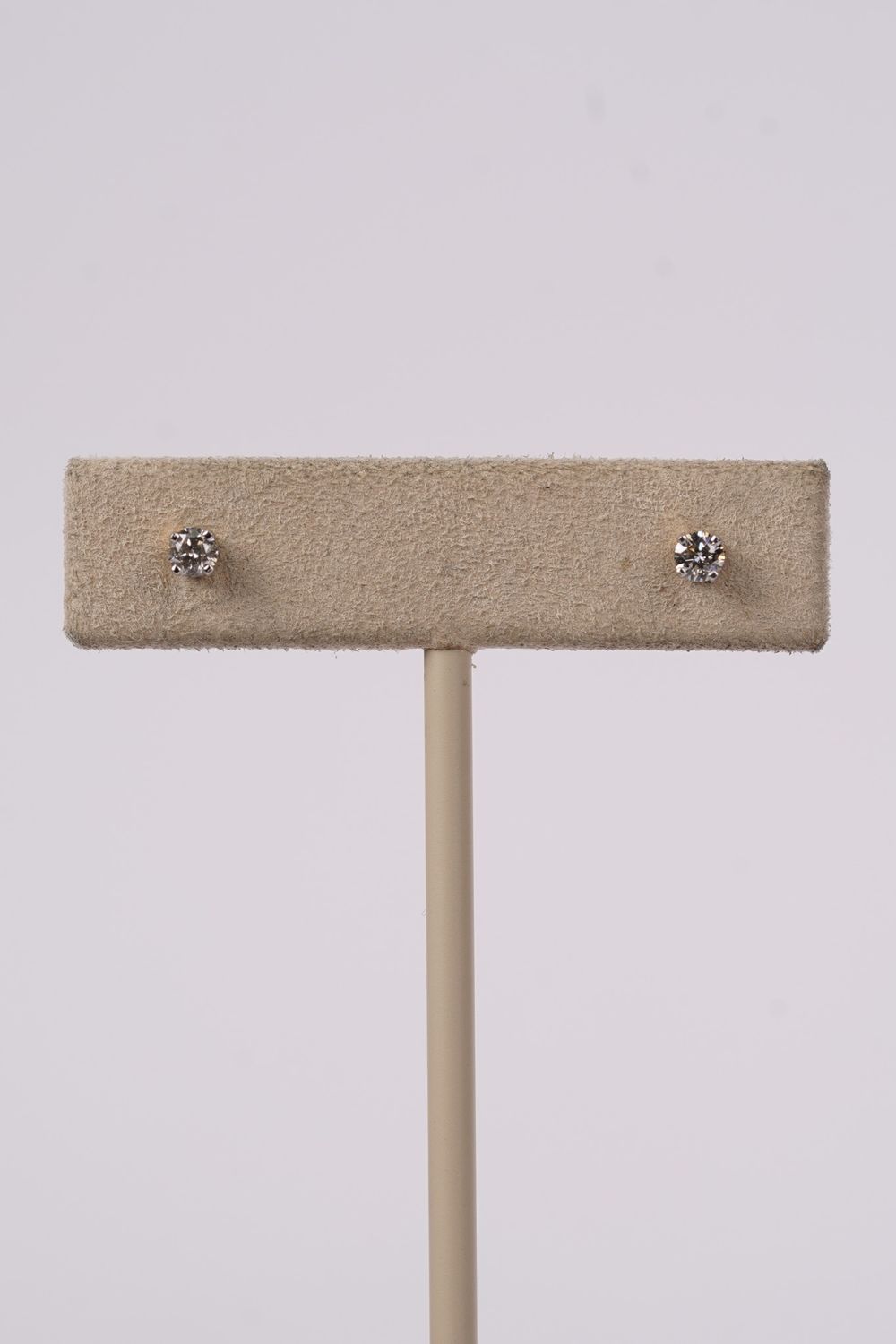 IEX- 14KY .25ctw H-I/SI1-SI2 Round Diamond Stud Earrings