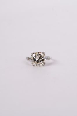 ARETT- Platinum 5.65g 4.60ctw (4.34ctr) L-M/SI2 Transitional Cut Diamond Vintage Engagement Ring (size 6.25)