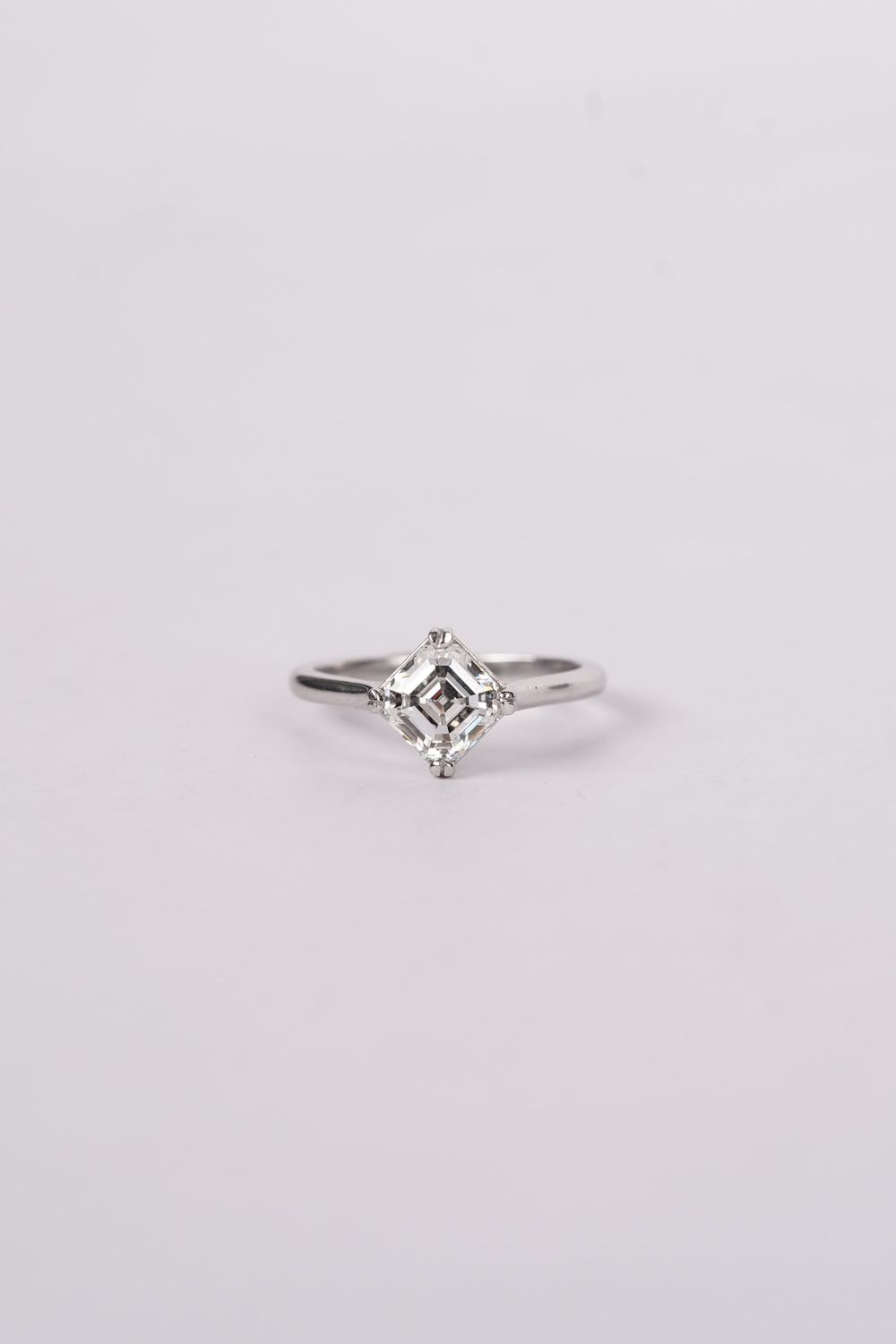 VTNTT- Platinum 4.82g 1.63ct G/VS1 Old Asscher Cut Diamond Solitaire Engagement Ring (size 7)