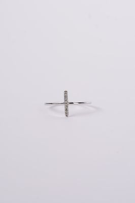 VTT- 14KW .88g .05ctw Diamond Bar Fashion Ring (size 7)