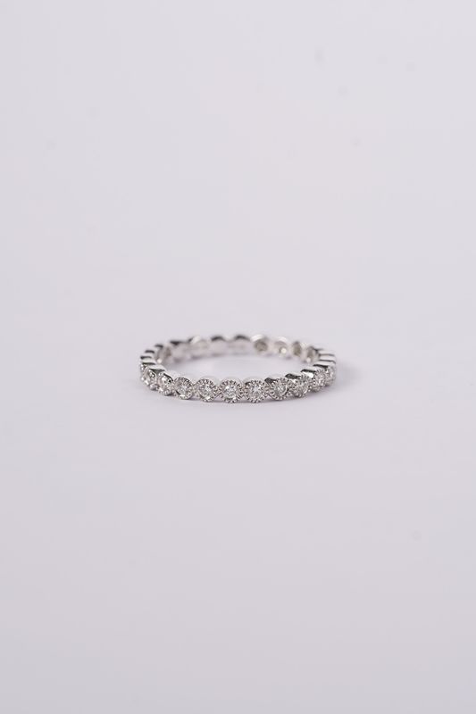 EAEX- 18KW 2.08g .19ctw Round Diamond Stackable Band (size 6.5)