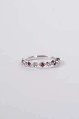 VIN-14KW 2.3g .12ctw Diamond .12ctw Ruby Stackable Band (size 7)