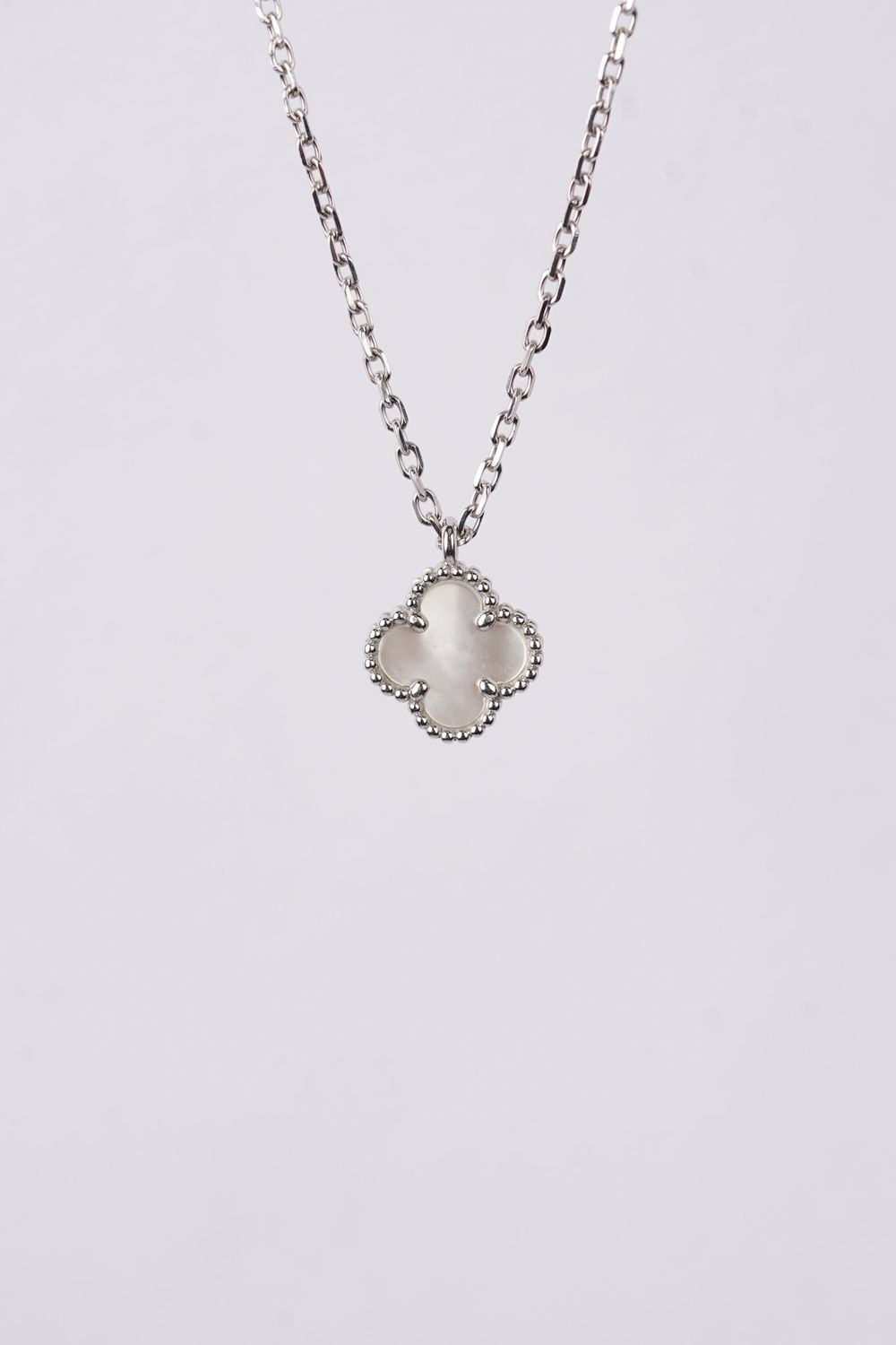ERRX- 18KW 3.86g Mother Of Pearl Van Cleef Inspired Necklace 20&quot;