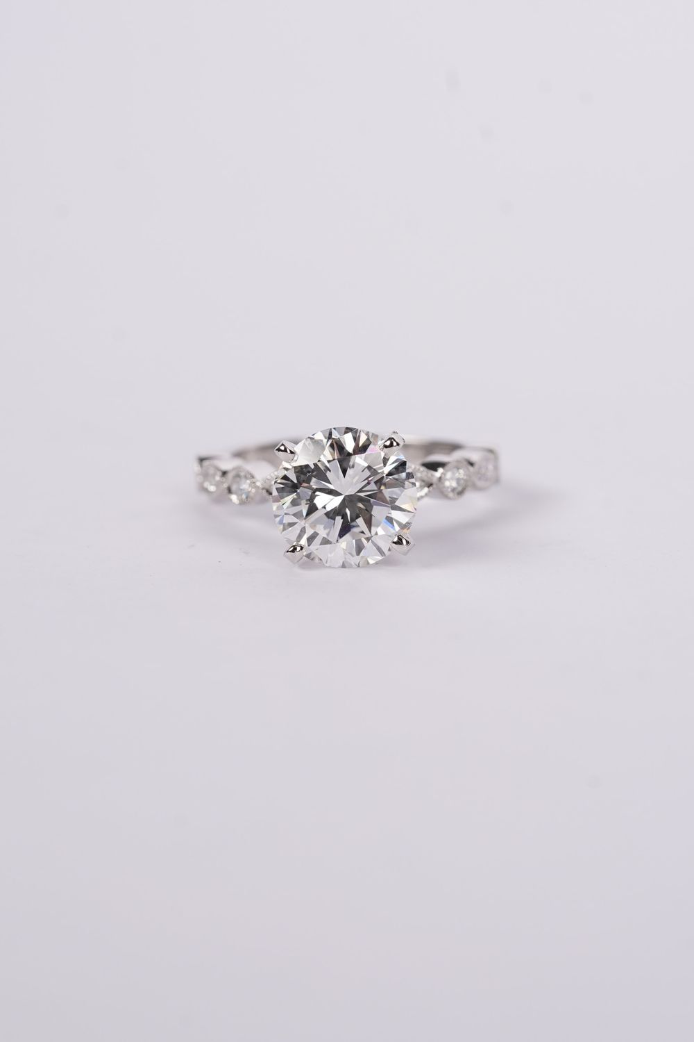 RTPTP- 14KW 5.00g 4.55ctw (4.03ctr) E/VVS2 GIA Diamond Solitaire Engagement Ring (size 6.5)