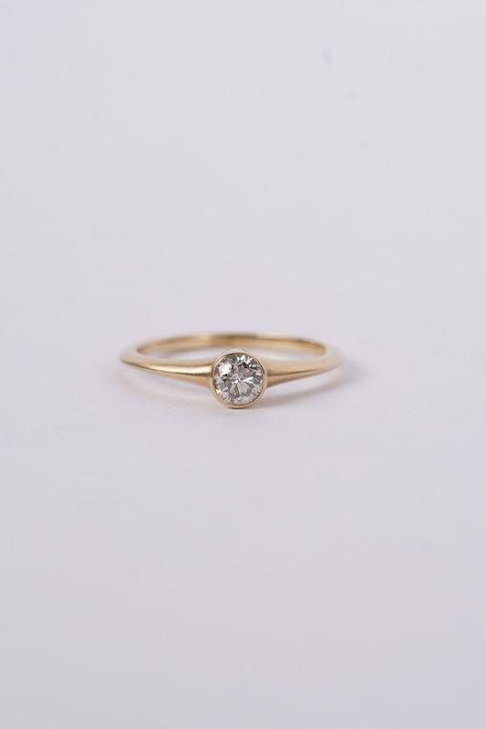 NRT-14KY 2.2g 0.40ct J/I1 Round Diamond Solitaire Engagement Ring (size 7)
