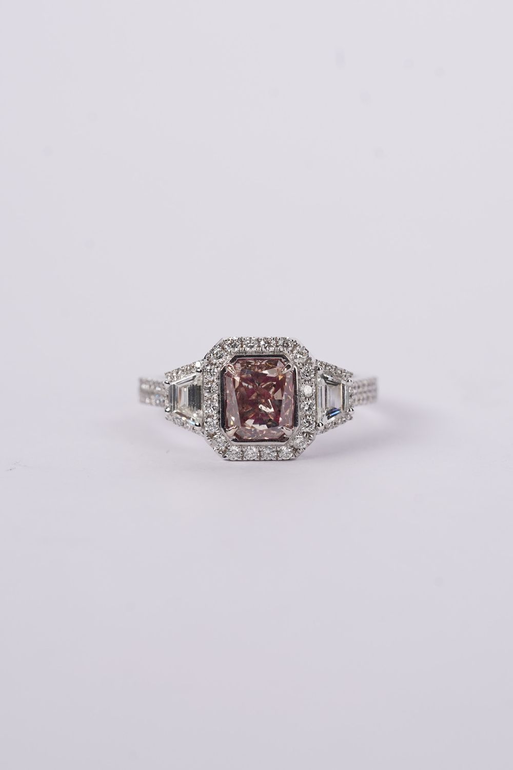 BETT- 18KW 4.35g 2.20ctw (1.45ctr) Pink/Brown/I1 GIA Radiant Diamond Halo Engagement Ring (size 6.5)