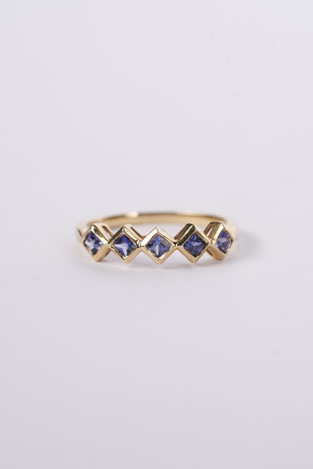 NRLX- 14KY 1.94g .52ctw Sapphire Bezel Fashion Ring (size 7)