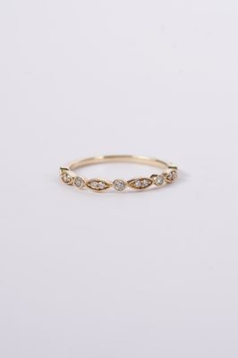 ADE- 14KY 1.5g .18ctw Round Diamond Stackable Band (size 7)