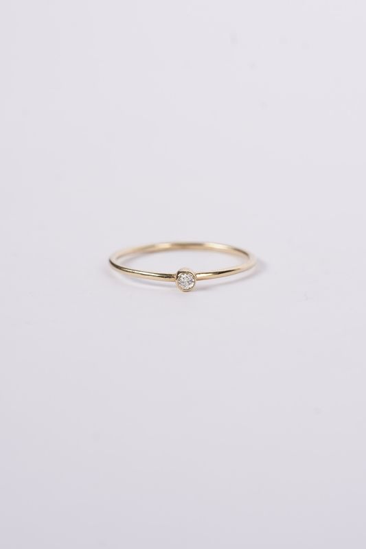 VTD- 14KY .07g .04ctw Diamond Bezel Ring (size 6)