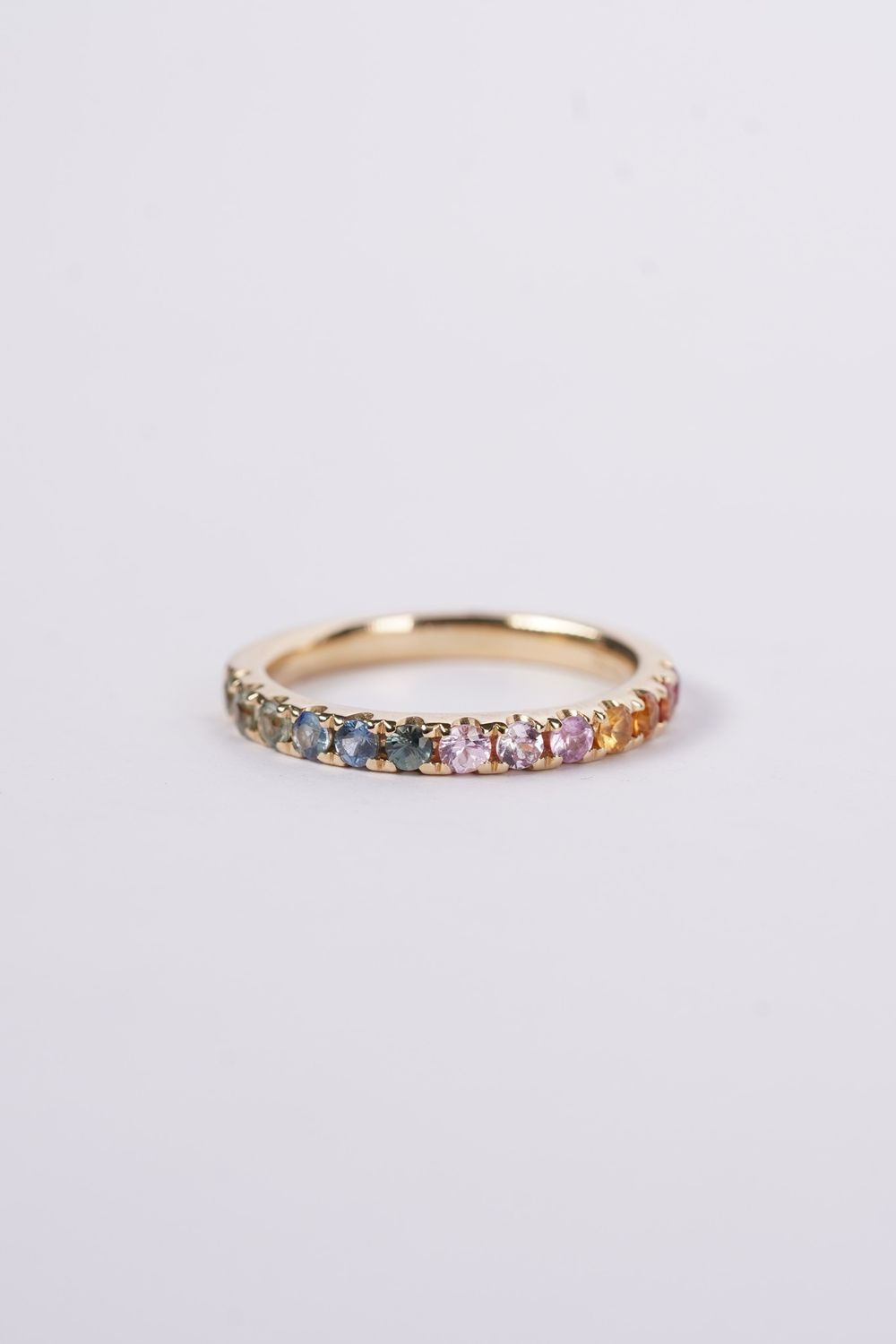 VLL- 14KW 3.1g .82ctw Rainbow Sapphire Stackable Band (size 7)
