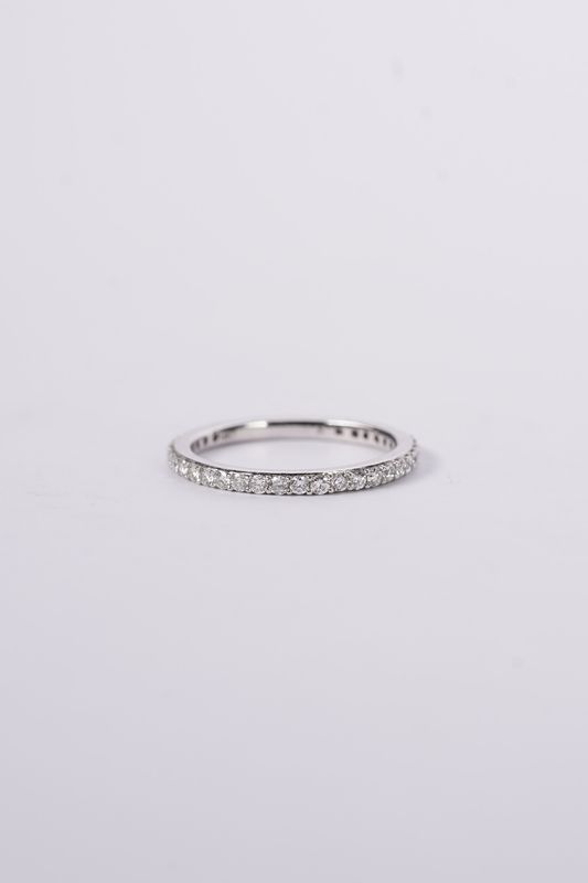 DTT- 14KW 2.1g .60ctw Diamond Shared Prong Stackable Band (size and 7)