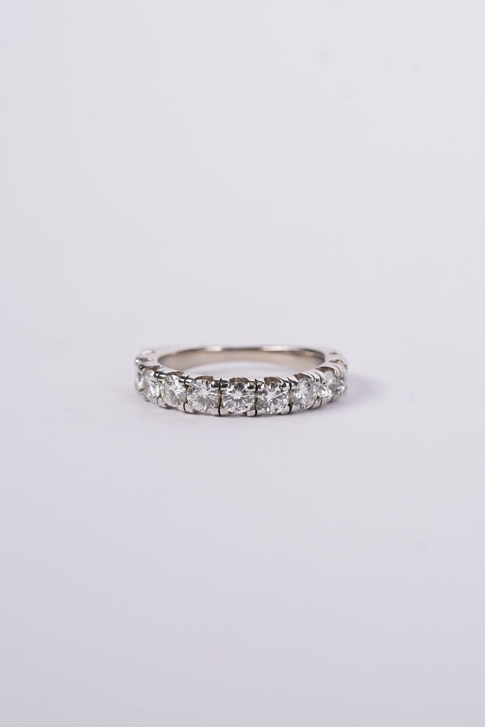VDET- 14KW 3.55g 1.83ctw Round Diamond U-Prong Stackable Band (size 6)