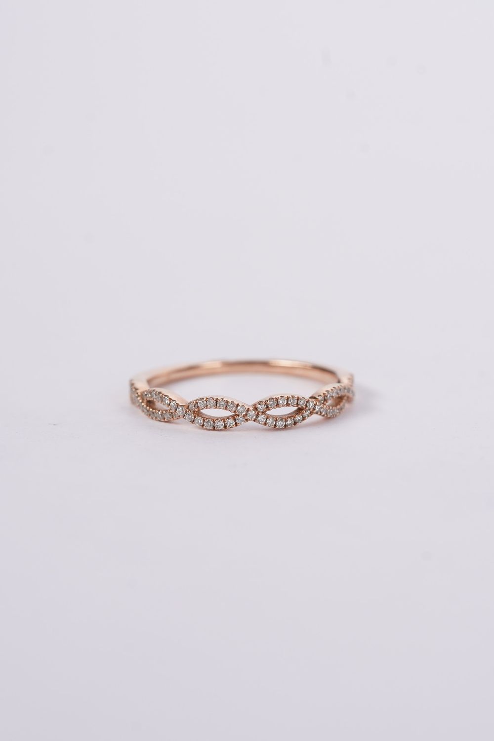 14KR 1.6g .20ctw Diamond Infinity Stackable Band (size 7)