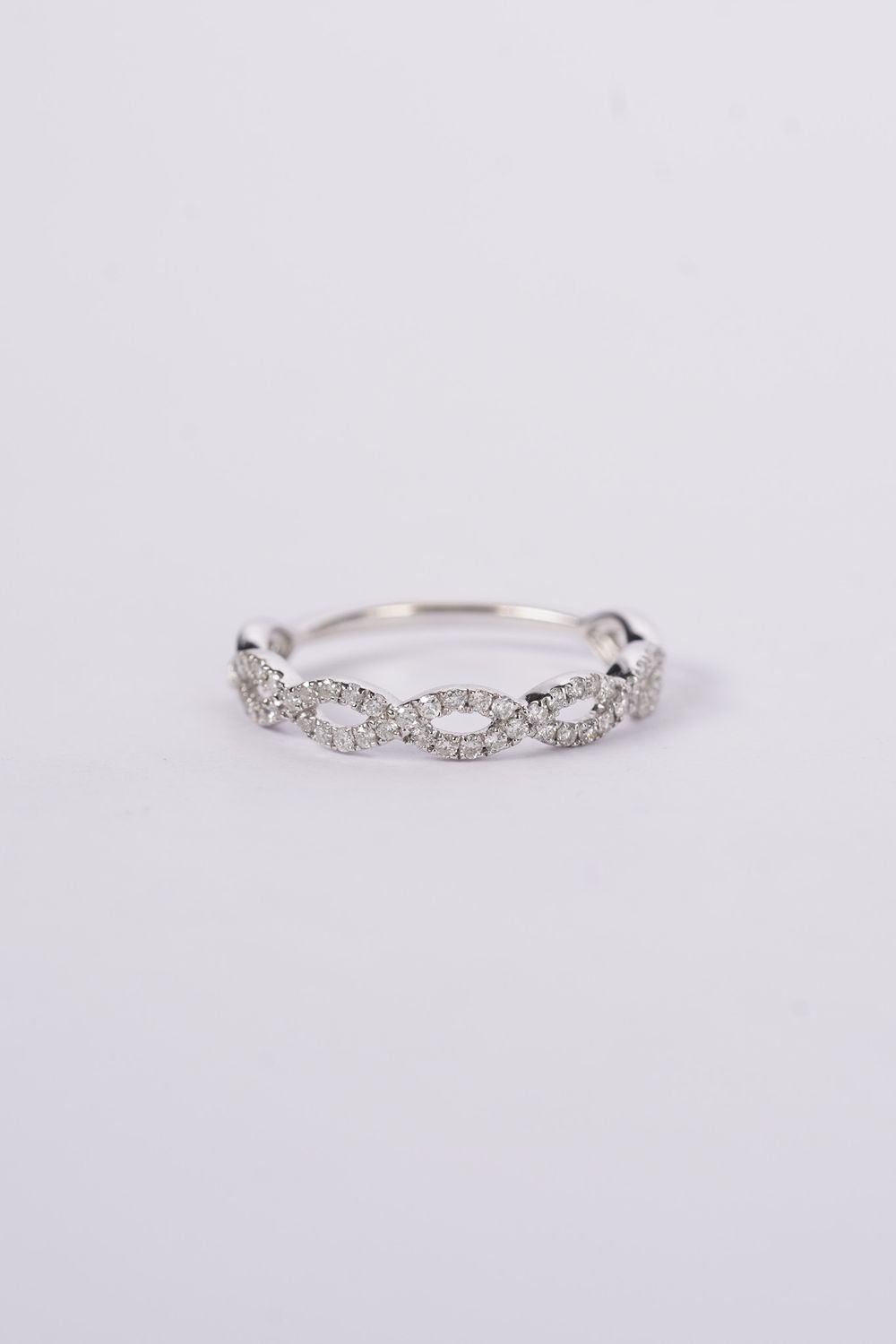ABD- 14KW 1.70g .36ctw Diamond Twist Stackable Band (7)