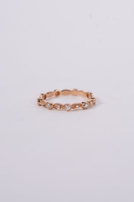 NET- 18KR 1.89g .11ctw Diamond Stackable Band (size 6.5)