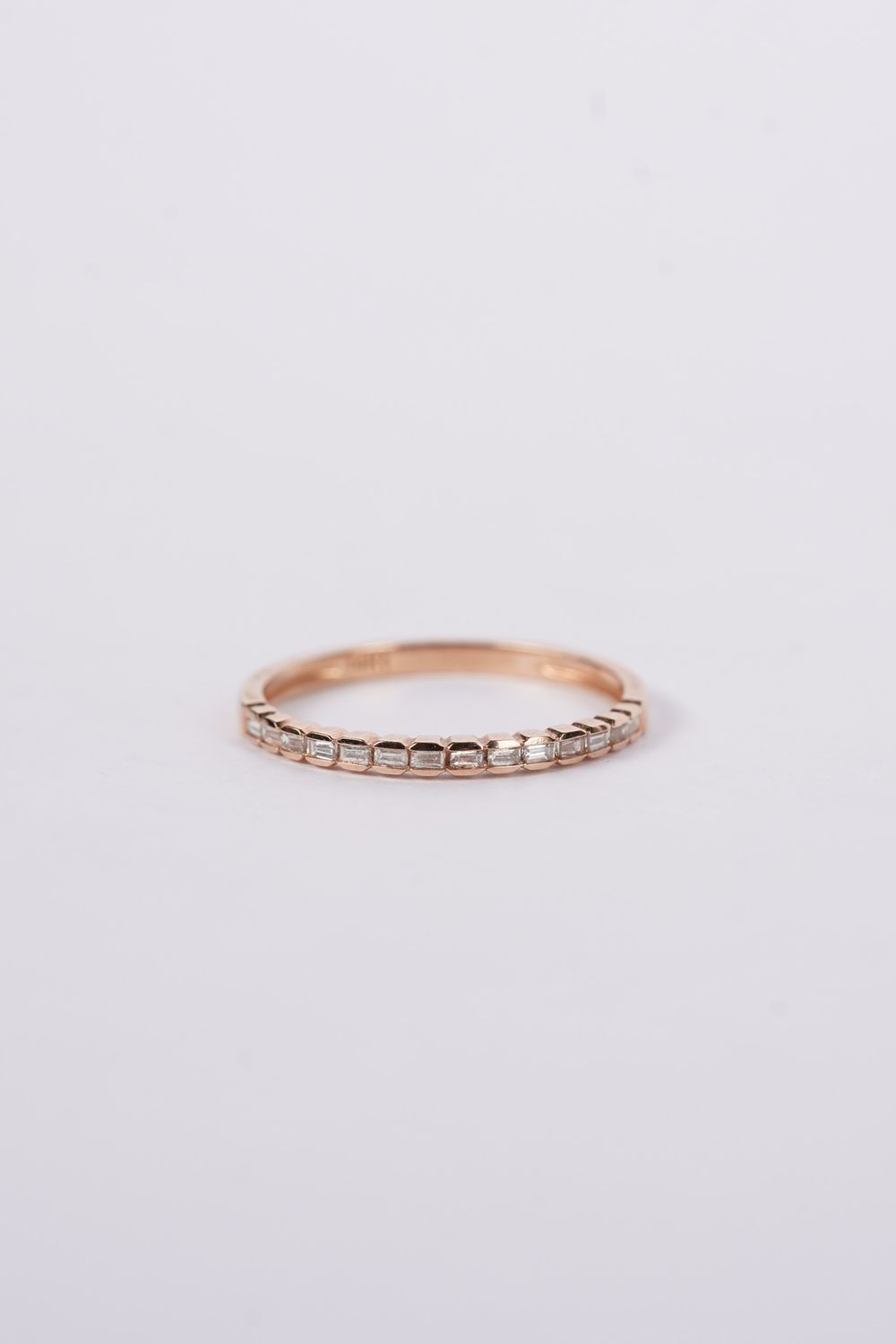 14KR 1.3g .18ctw Diamond Stackable Band (size 7)