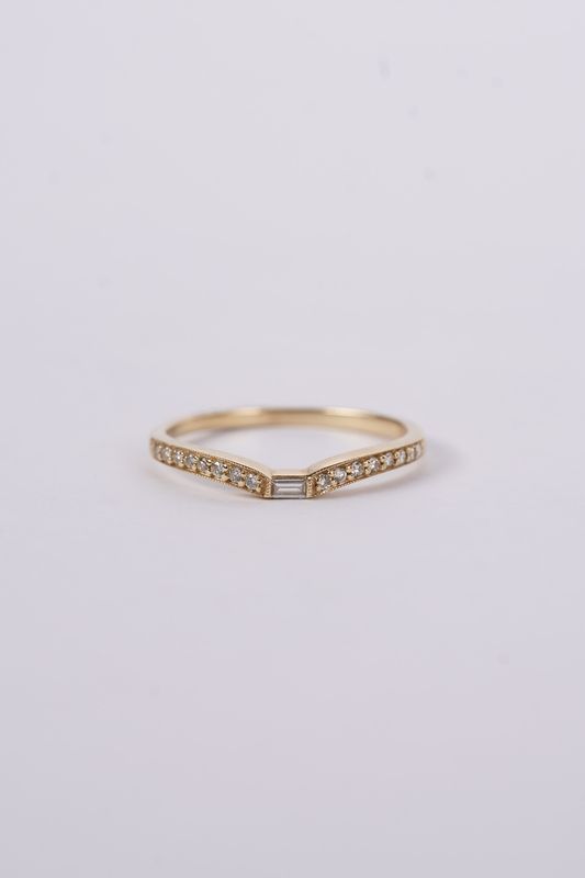 ATT-14KY 1.3g .13ctw Diamond Contour Stackable Band (size 7)