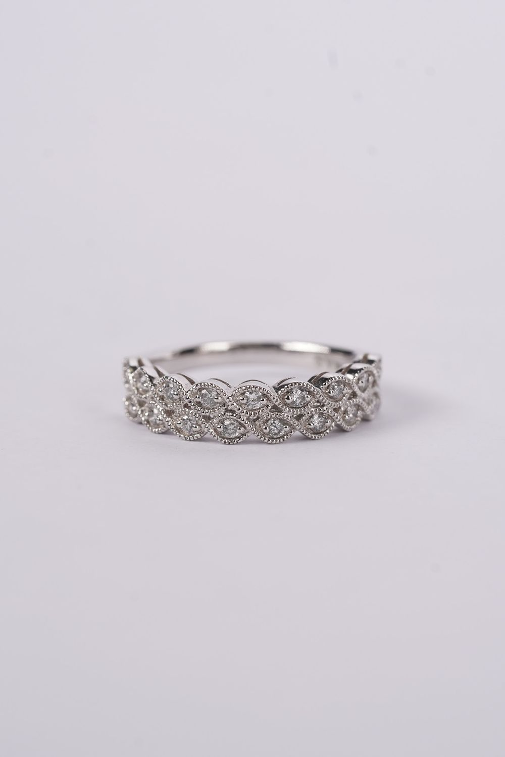 14KW 3.8g .33ctw Diamond  Milgrain Stackable Band (size 7)