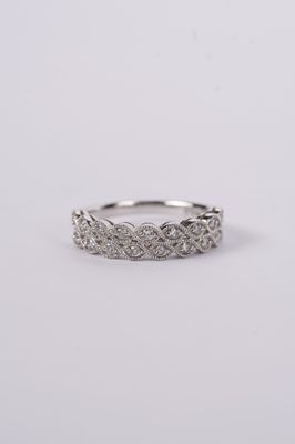 14KW 3.8g .33ctw Diamond  Milgrain Stackable Band (size 7)