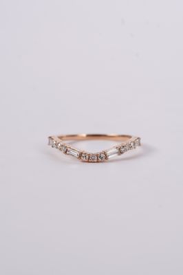 NAE- 14KR 1.91g .40ctw Curved Diamond Stackable Band (size 7)