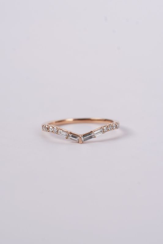 AII- 14KR 1.52g .36ctw Diamond Stackable Wedding Band (size 7)