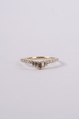 NLE-14KY 2.00g .46ctw Diamond Stackable Curved Band (size 7)